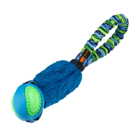 Leke i lommestørrelse med giftfri ball, blå fuskepels og grønt strikkhåndtak.